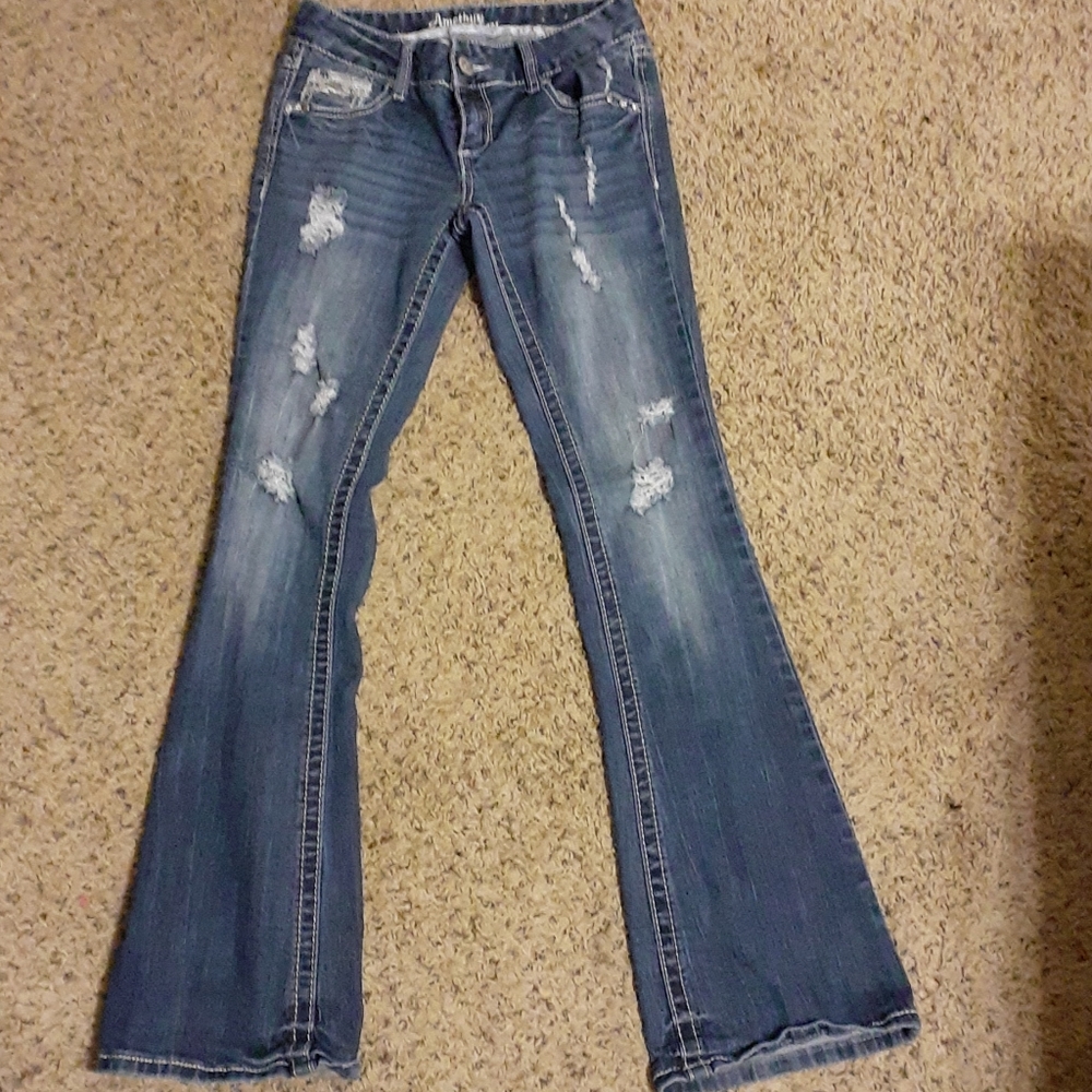 Distressed denim Jeans